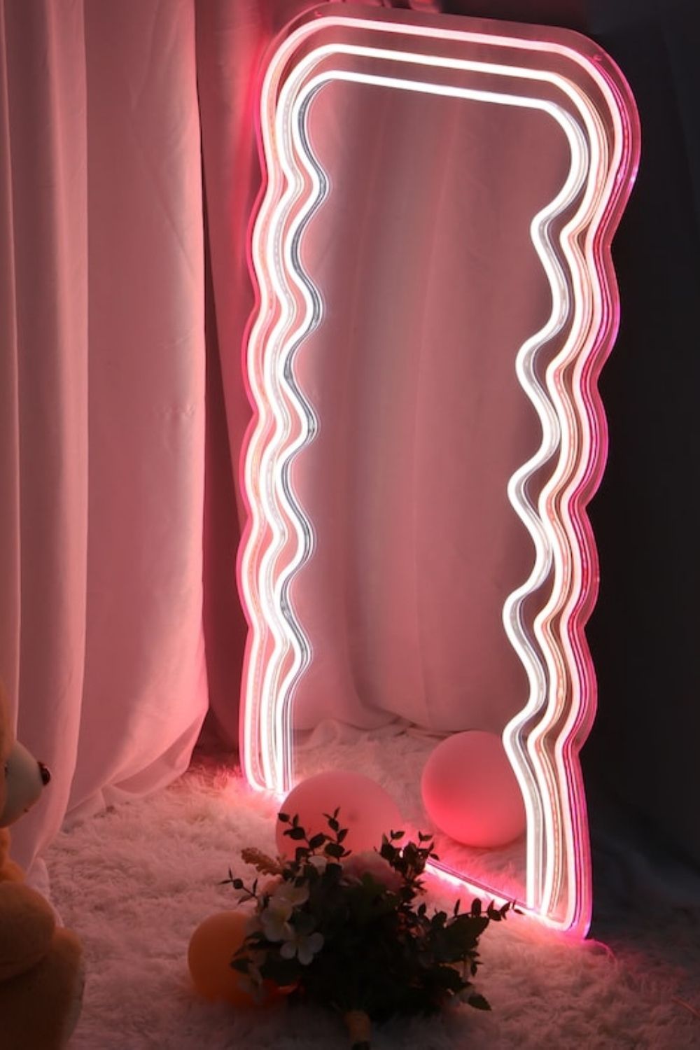 Lujolab.-Neonlu Ayna-Ayna-1-Milagron.com