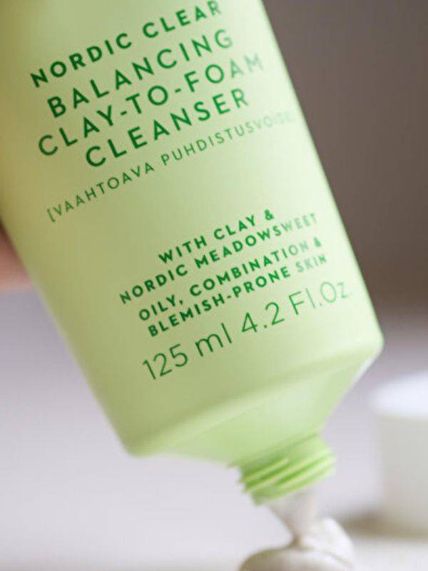Lumene Balancing Clay-To-Foam Cleanser