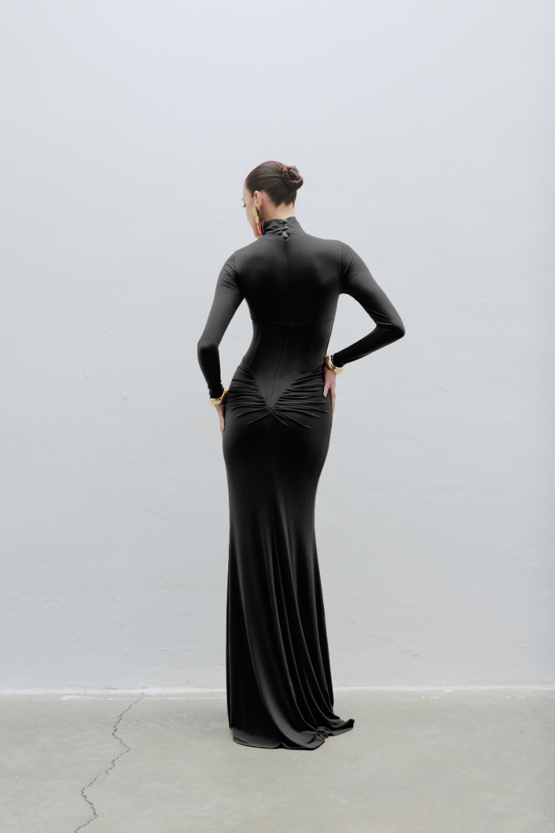 Nadia ElbiSe