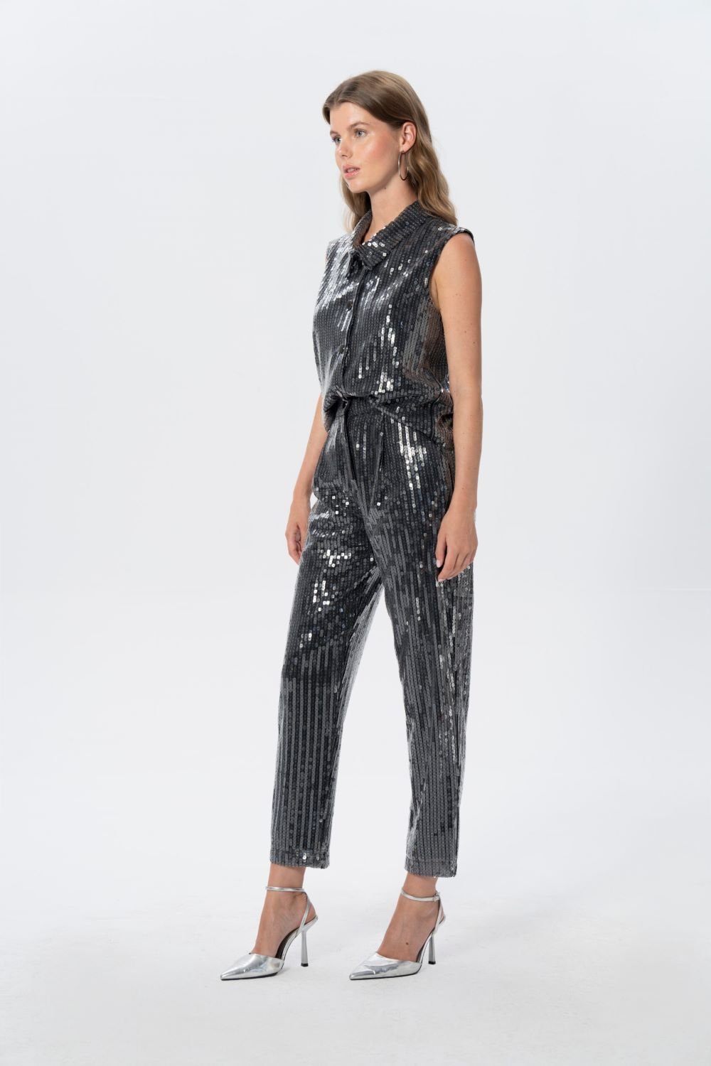 Luna Per Noctes-Hologram-Yelek-2-Milagron.com