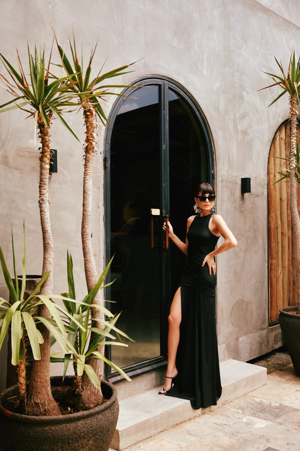 Lunaire Studio-Emily - Siyah Drapeli Likralı Uzun Elbise-Elbise-3-Milagron.com