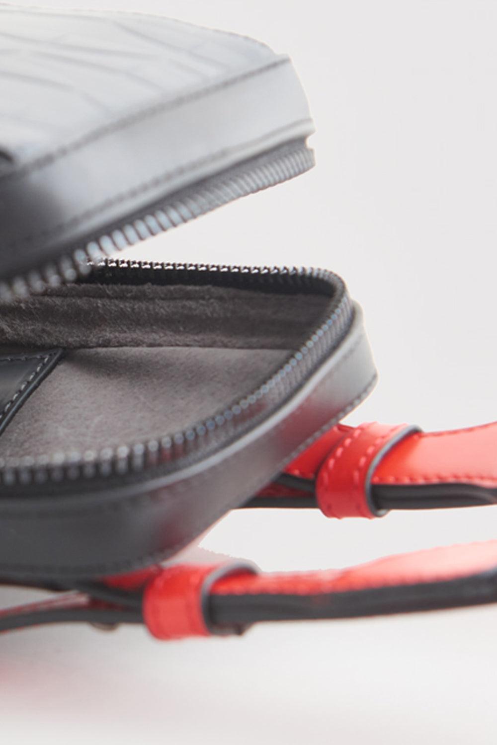 MX Clan-Weekender Kırmızı-Omuz Çantası-4-Milagron.com