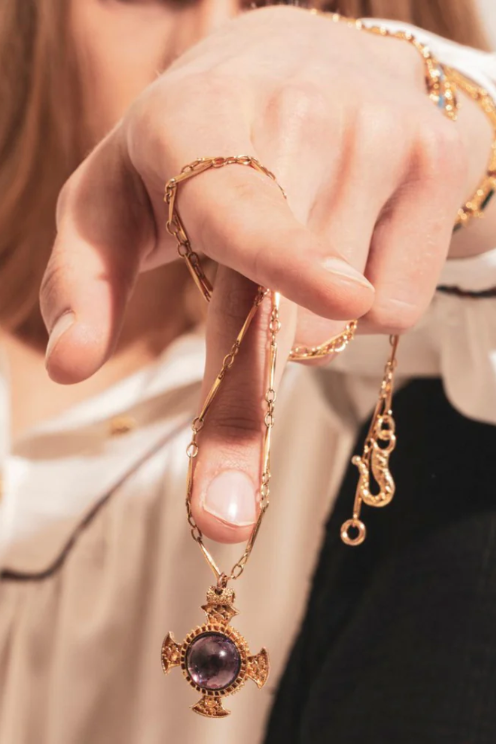 Maison Lygos-Constantine Madalyon-Kolye-3-Milagron.com