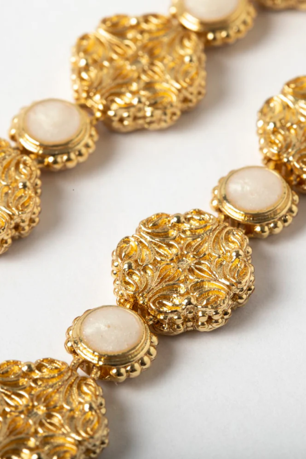 Maison Lygos-Galla Placidia Yuvarlak Kolye-Kolye-6-Milagron.com