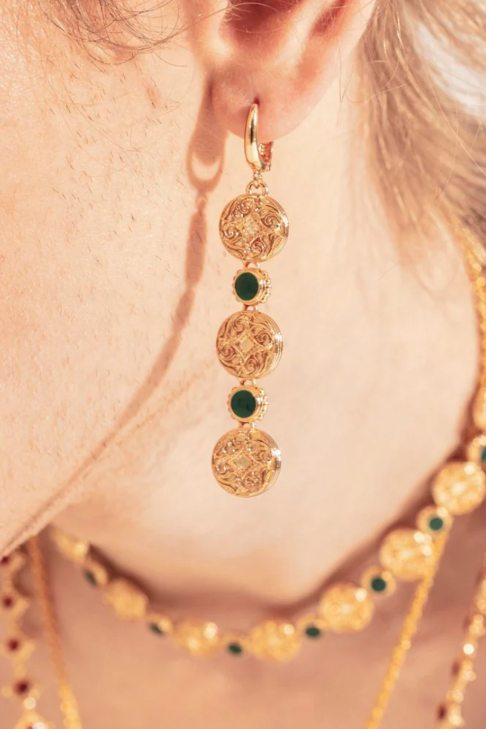 Maison Lygos-Theodora Yuvarlak Küpe-Küpe-2-Milagron.com