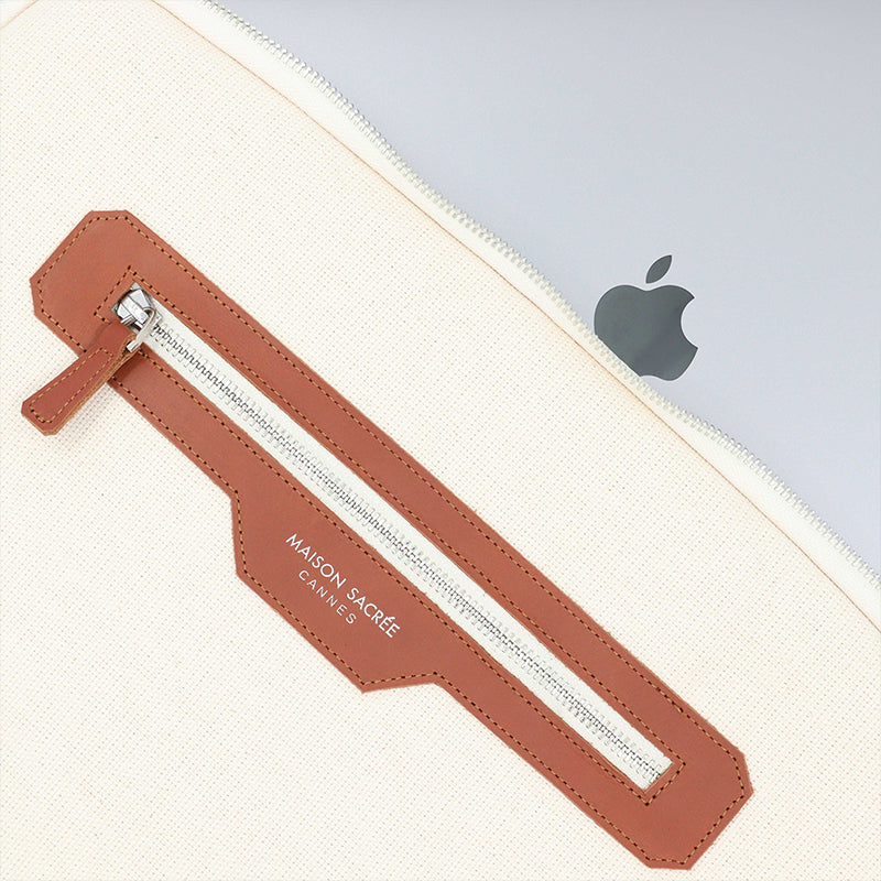 Maison Sacrée-Eze Beige Canvas 15" 16" Laptop Sleeve-Laptop & Evrak Çantası-3-Milagron.com