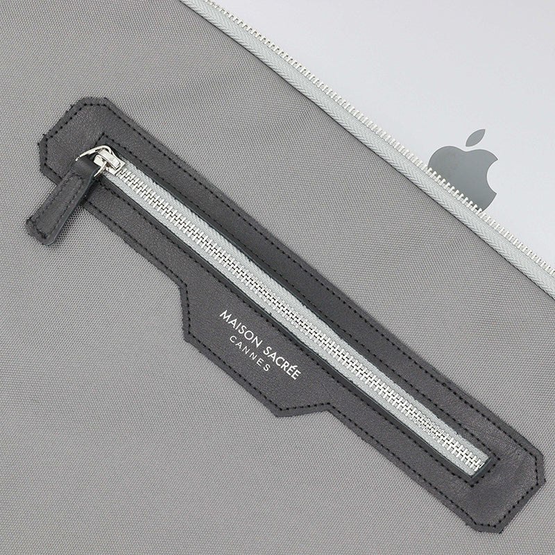 Maison Sacrée-Eze Grey 15" 16" Laptop Sleeve-Laptop & Evrak Çantası-3-Milagron.com