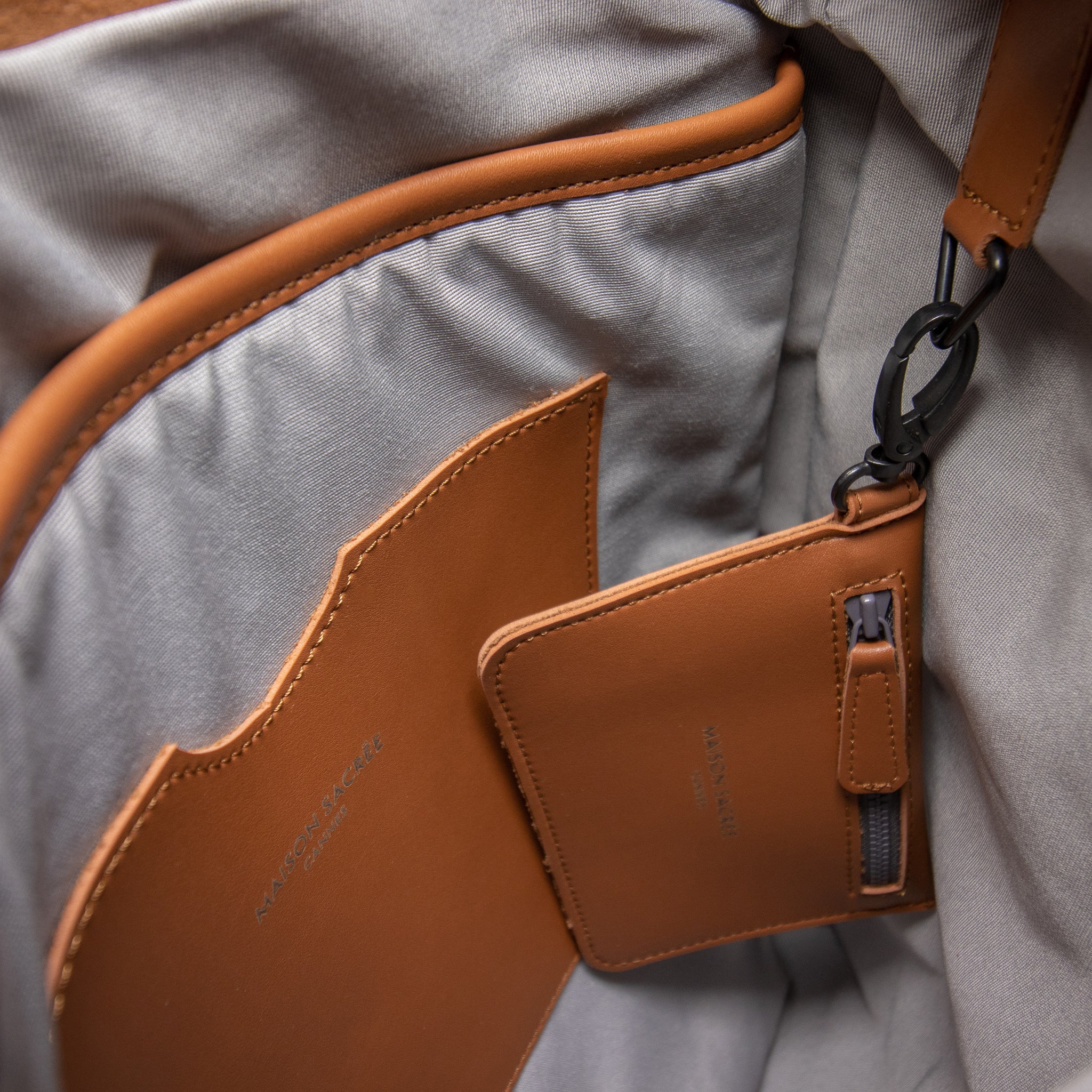 Maison Sacrée-Ferrat Beige 17'' Backpack-Sırt Çantası-6-Milagron.com