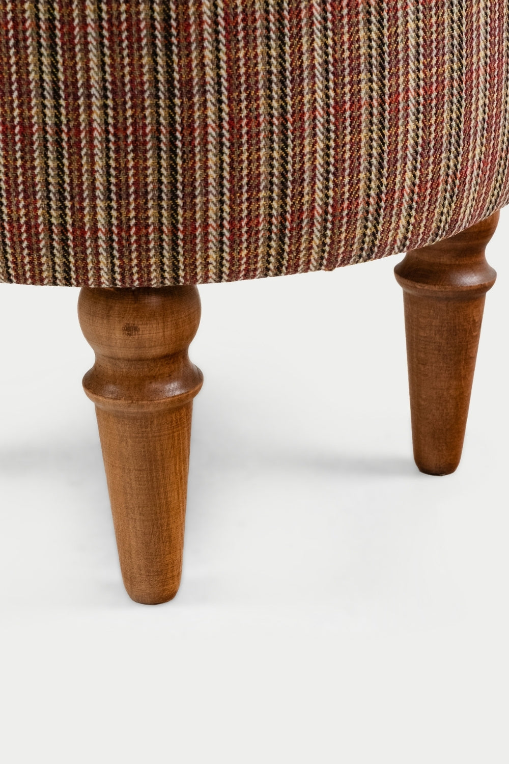 Saga Nostajik Ekose Ahşap Ayaklı Puf - 2