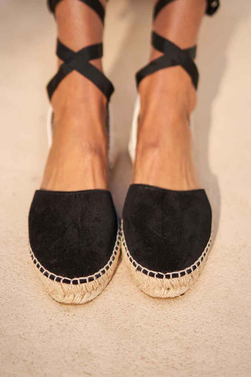 Manebi-Hamptons Suede Flat Valenciana Espadrilles Black-Sandalet & Terlik-1-Milagron.com