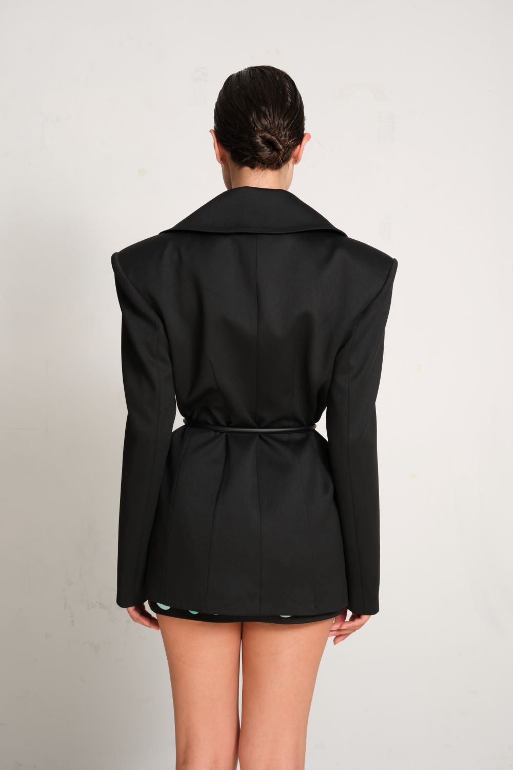 Manshet-Amata Geniş Vatkalı Blazer-Ceket-3-Milagron.com