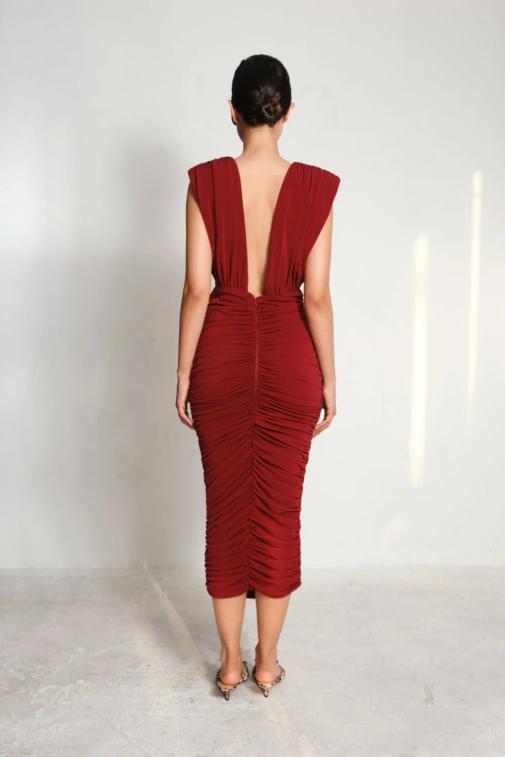 Manshet-Elodie Dekolteli Midi Elbise-Elbise-3-Milagron.com