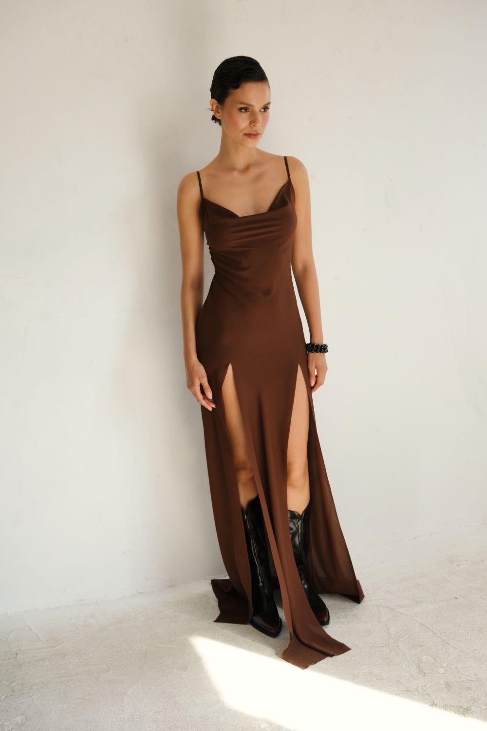 Manshet-Ysabel Yırtmaçlı Saten Elbise-Elbise-1-Milagron.com