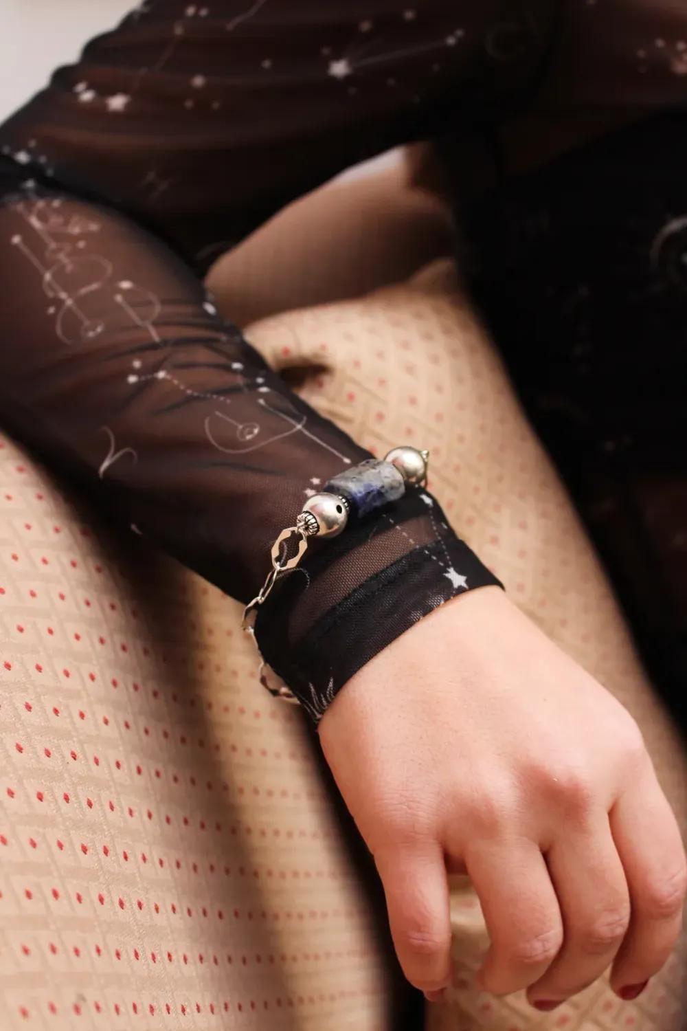 Manus In Mano-Nora Lapis Ve İnci Gümüş Bilezik-Bileklik-2-Milagron.com