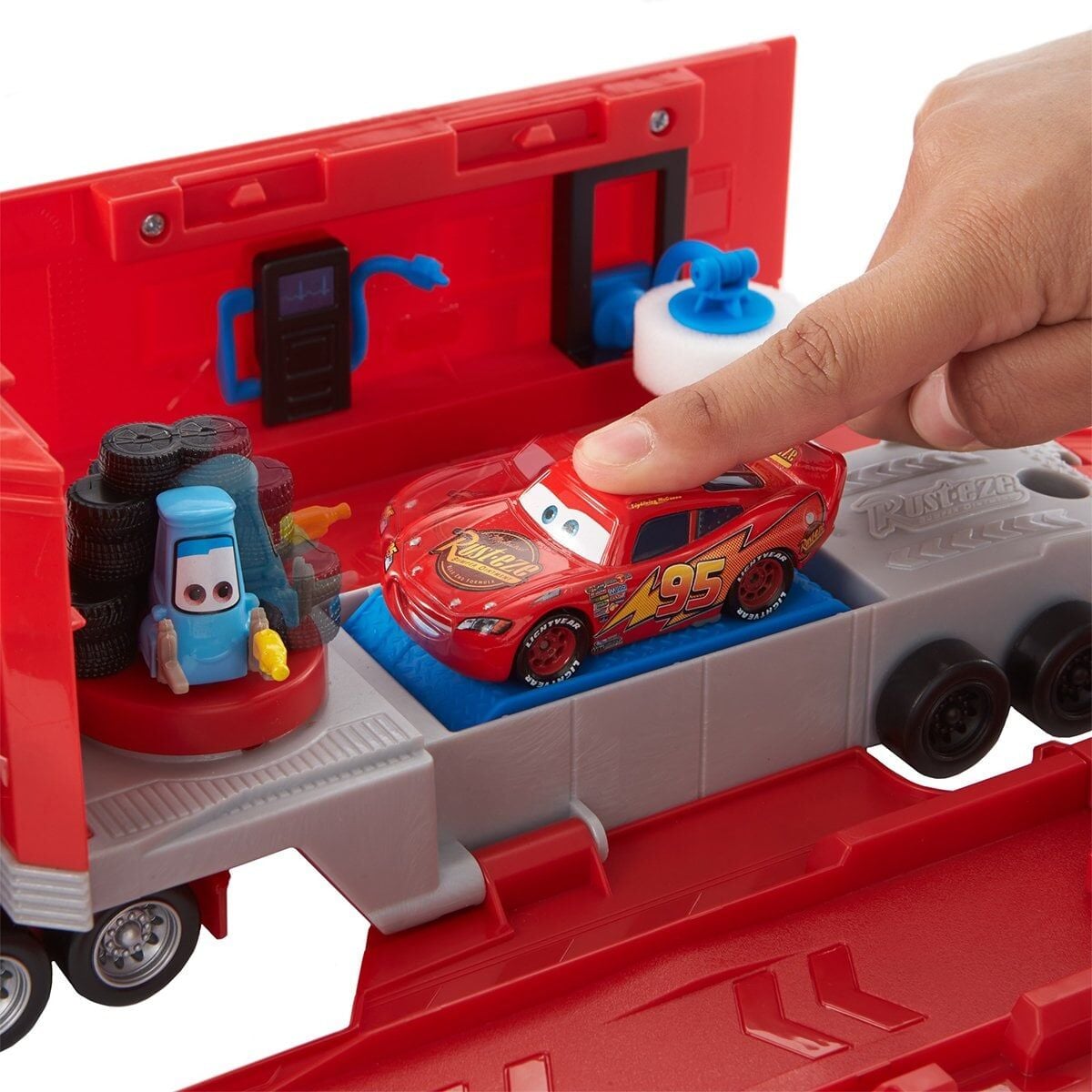 Hdc75 Cars Dönüştürülebilir Mack Oyun Seti