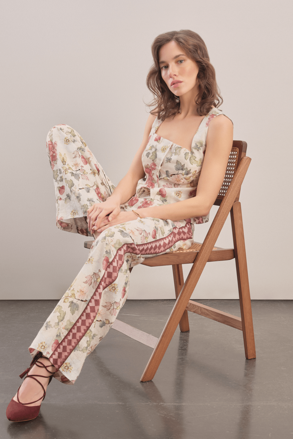 Mavlo-Burgundy Çiçekli Keten Yelek-Top-3-Milagron.com