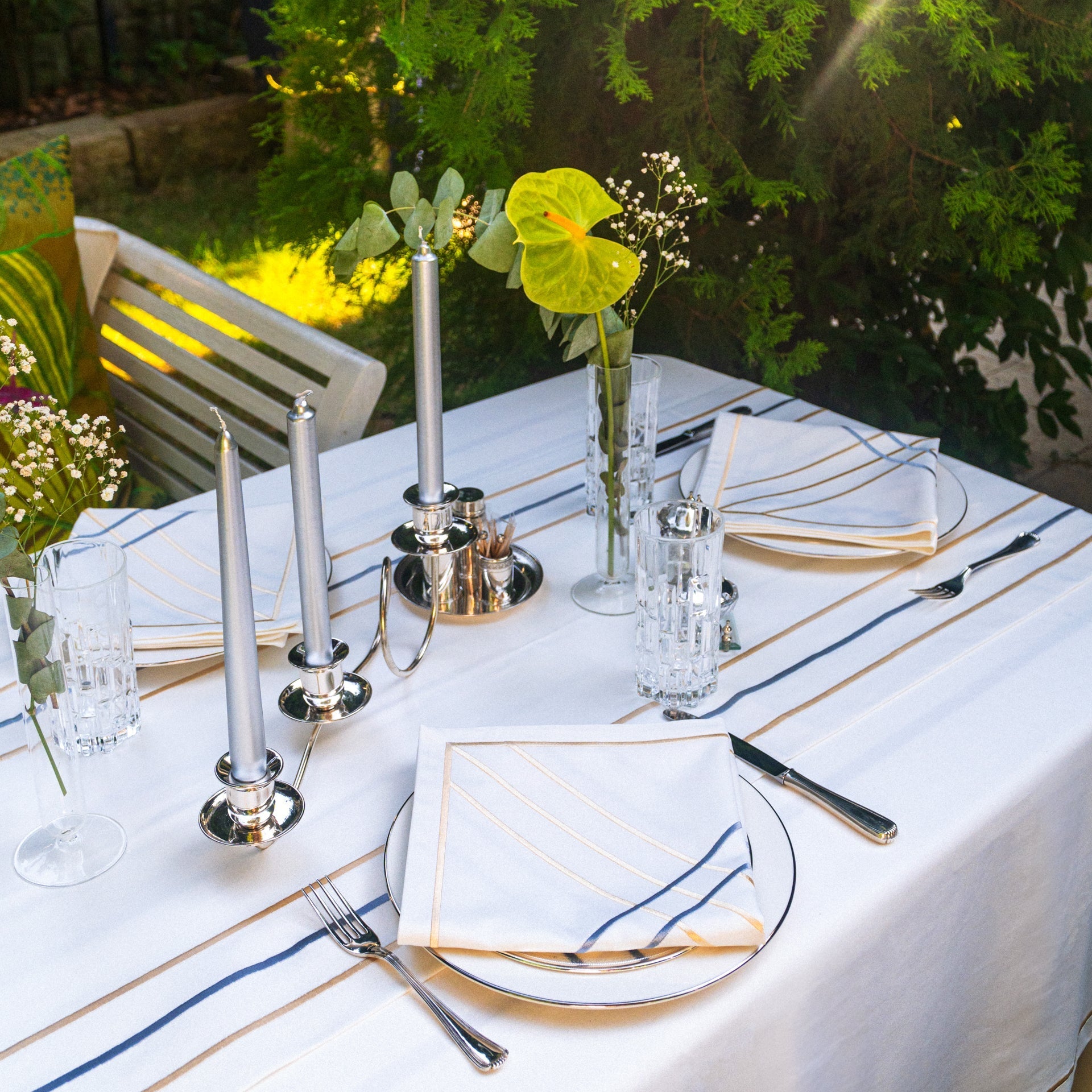 Meja Atelier-Maya.Pearl Runner-Sunum Aksesuarları-1-Milagron.com