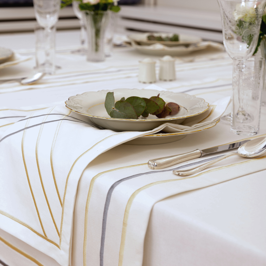 Meja Atelier-Maya.Pearl Runner-Sunum Aksesuarları-4-Milagron.com