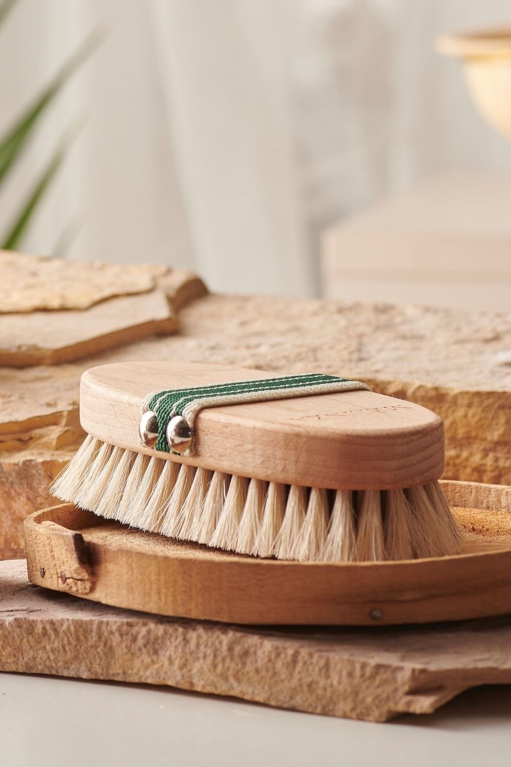 Melinka Co.-At Kılı Vücut Fırçası-Cilt Bakım Aletleri-3-Milagron.com