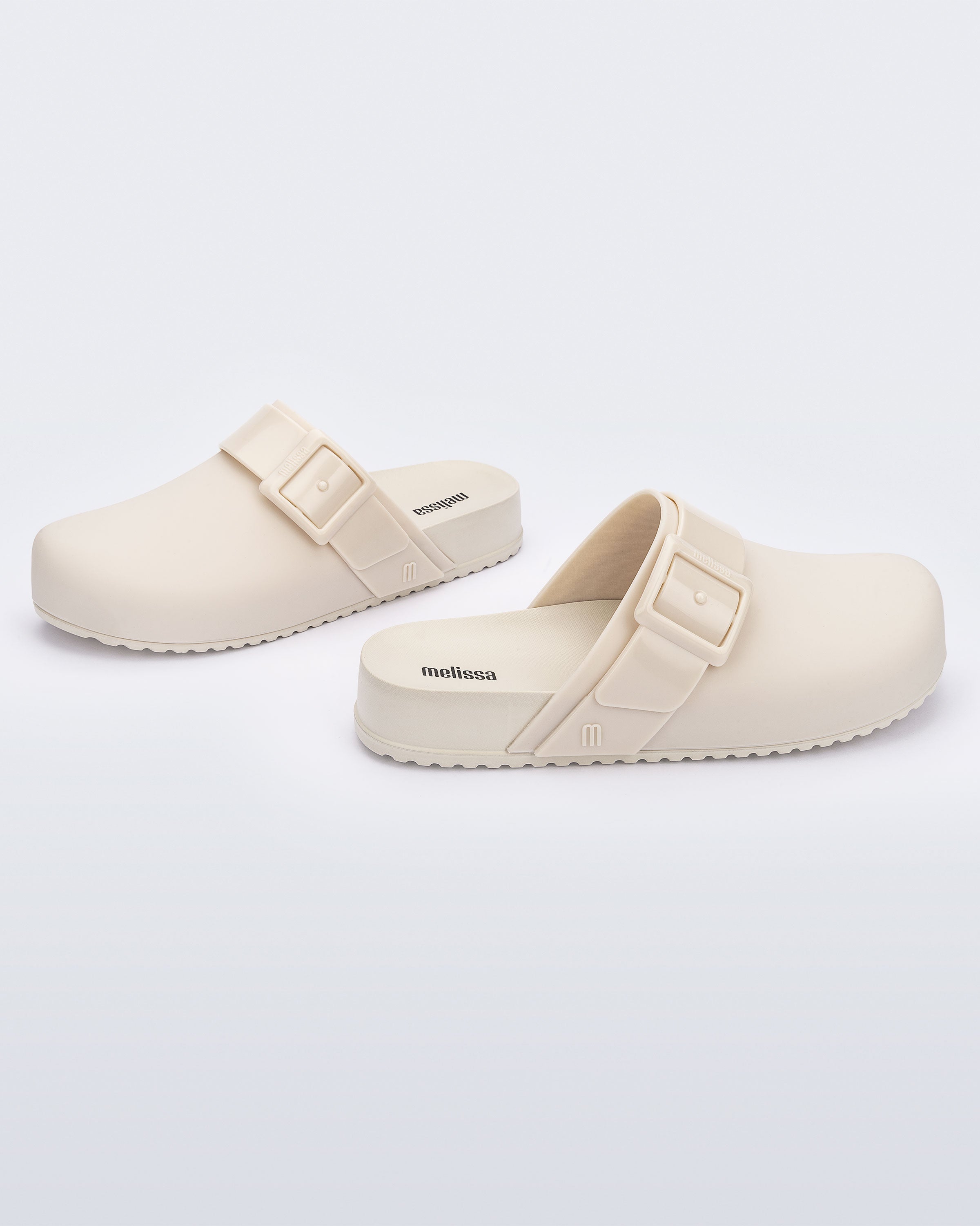 Cozy Clog Ad