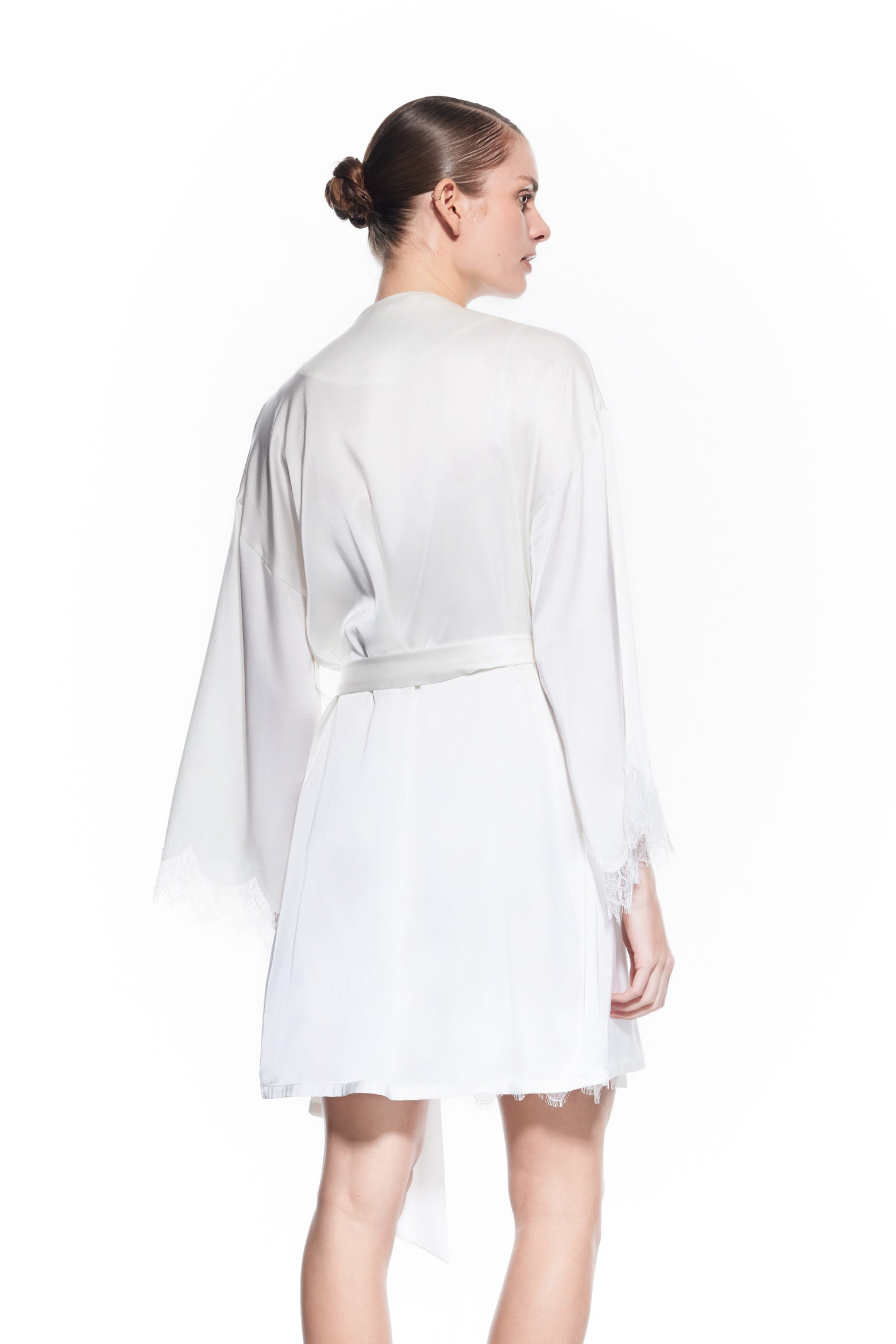 Verita Silk Robe Bridal White