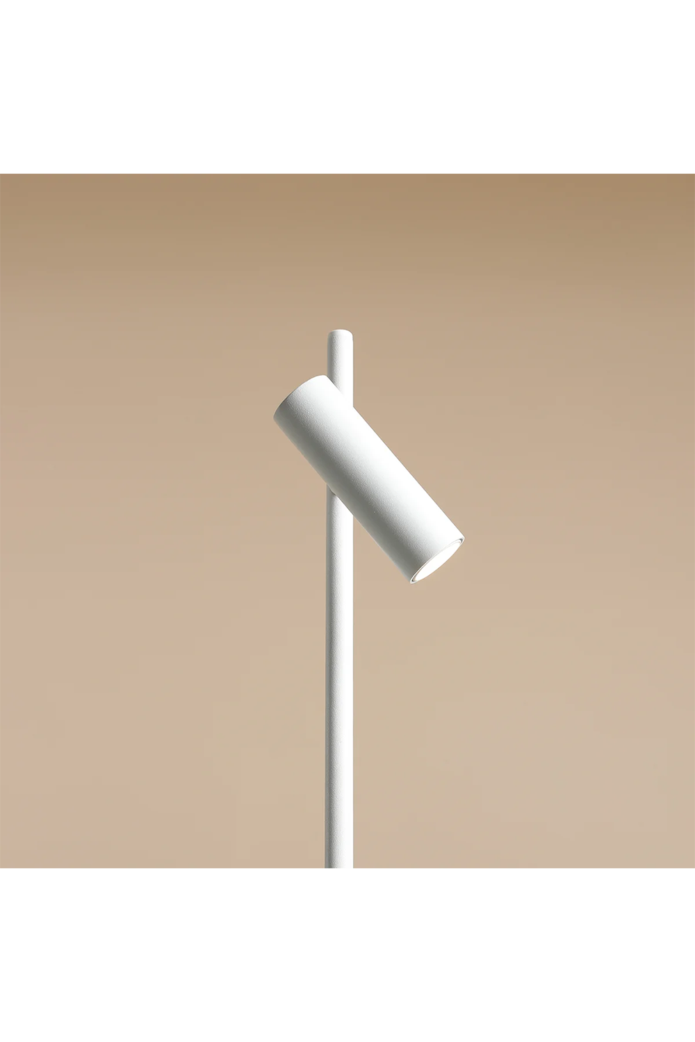 Metanoya Lighting-Crest Masa Lambası - Beyaz-Masa Lambası-2-Milagron.com