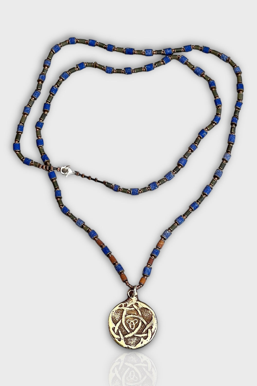 Mey Atelier-Celtic Knot – Lapis Jade Kelt Düğümü Unisex Kolye-Kolye-2-Milagron.com