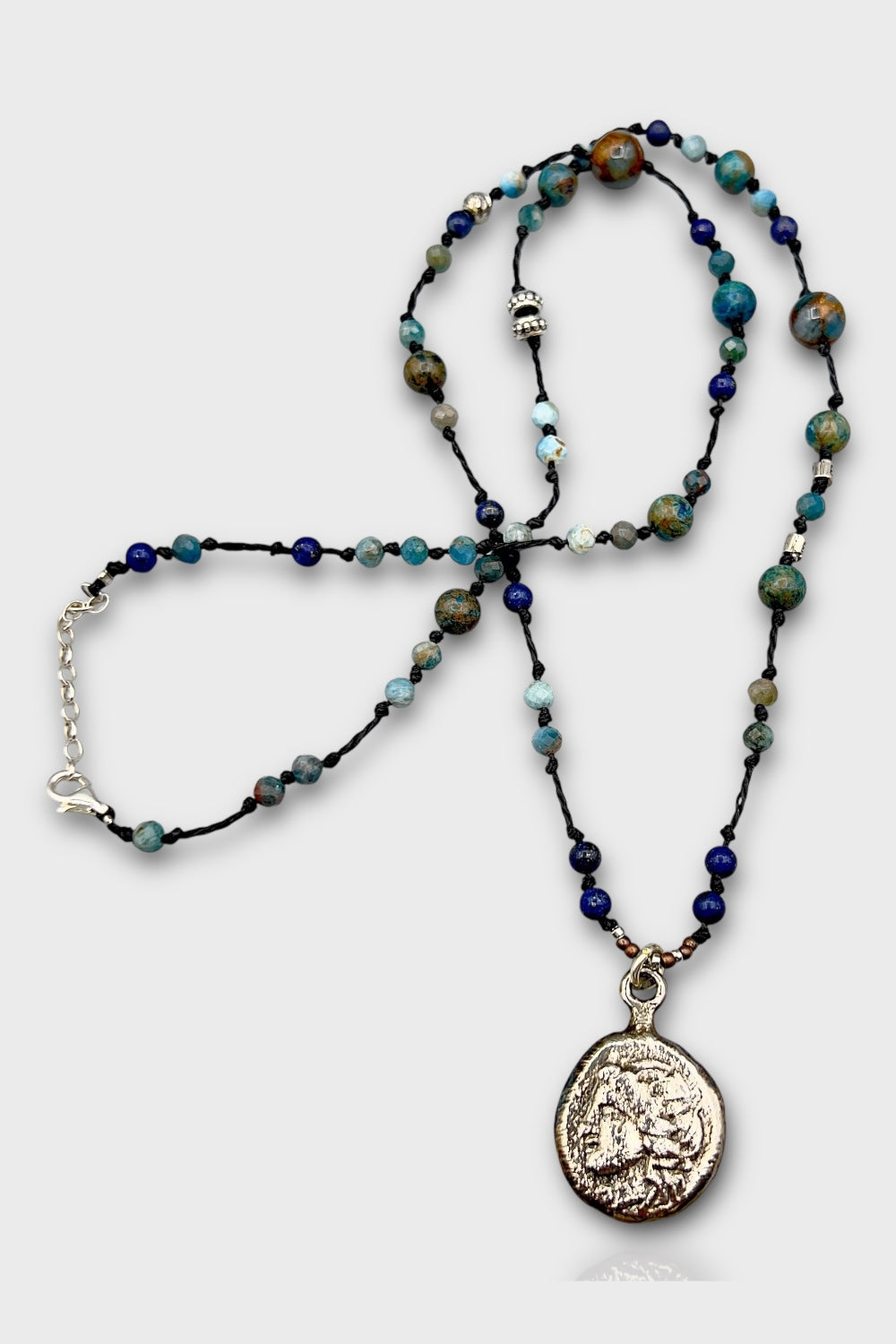 Mey Atelier-Fairytale - Aquamarin Lapis Kyanit Antika Gümüş Kaplama Roma Parası Unisex Kolye-Kolye-2-Milagron.com
