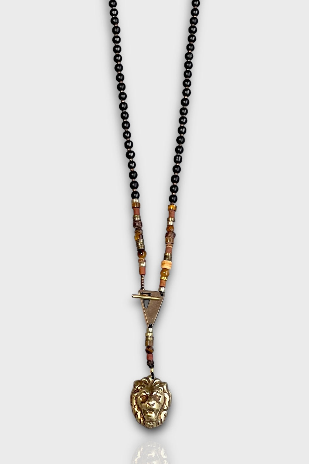 Mey Atelier-King Leo – Antika Aslan Figürlü Onyx Tiger Eye Unisex Kolye-Kolye-1-Milagron.com