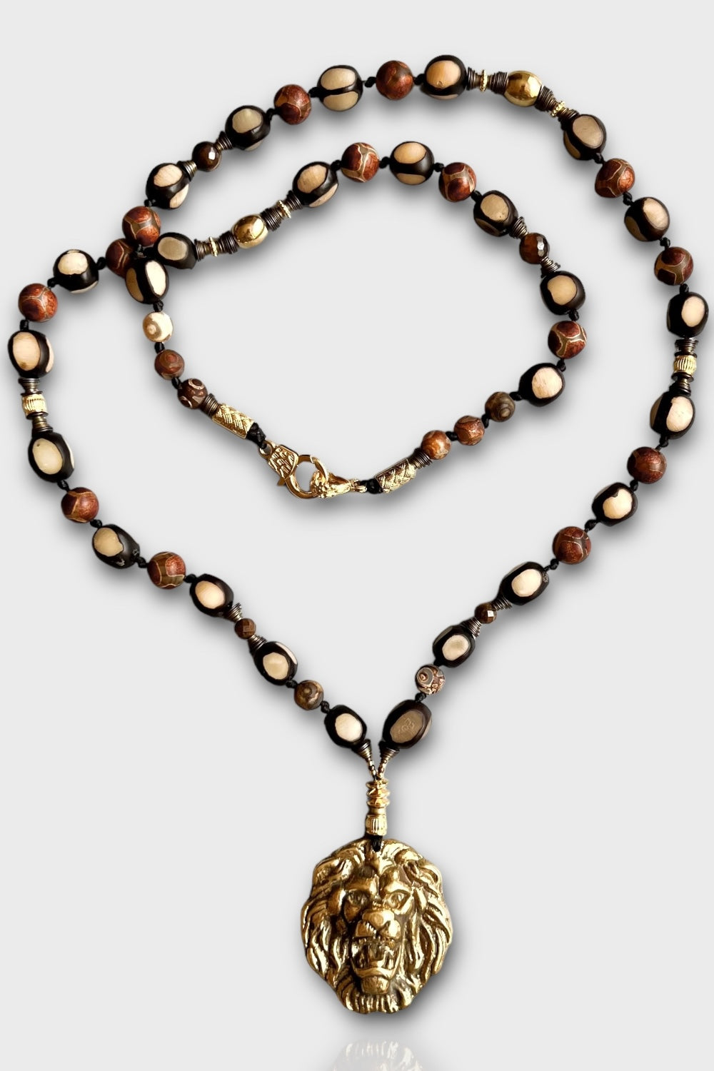 Mey Atelier-Lion King – Antika Aslan Figürlü Unisex Kolye-Kolye-1-Milagron.com