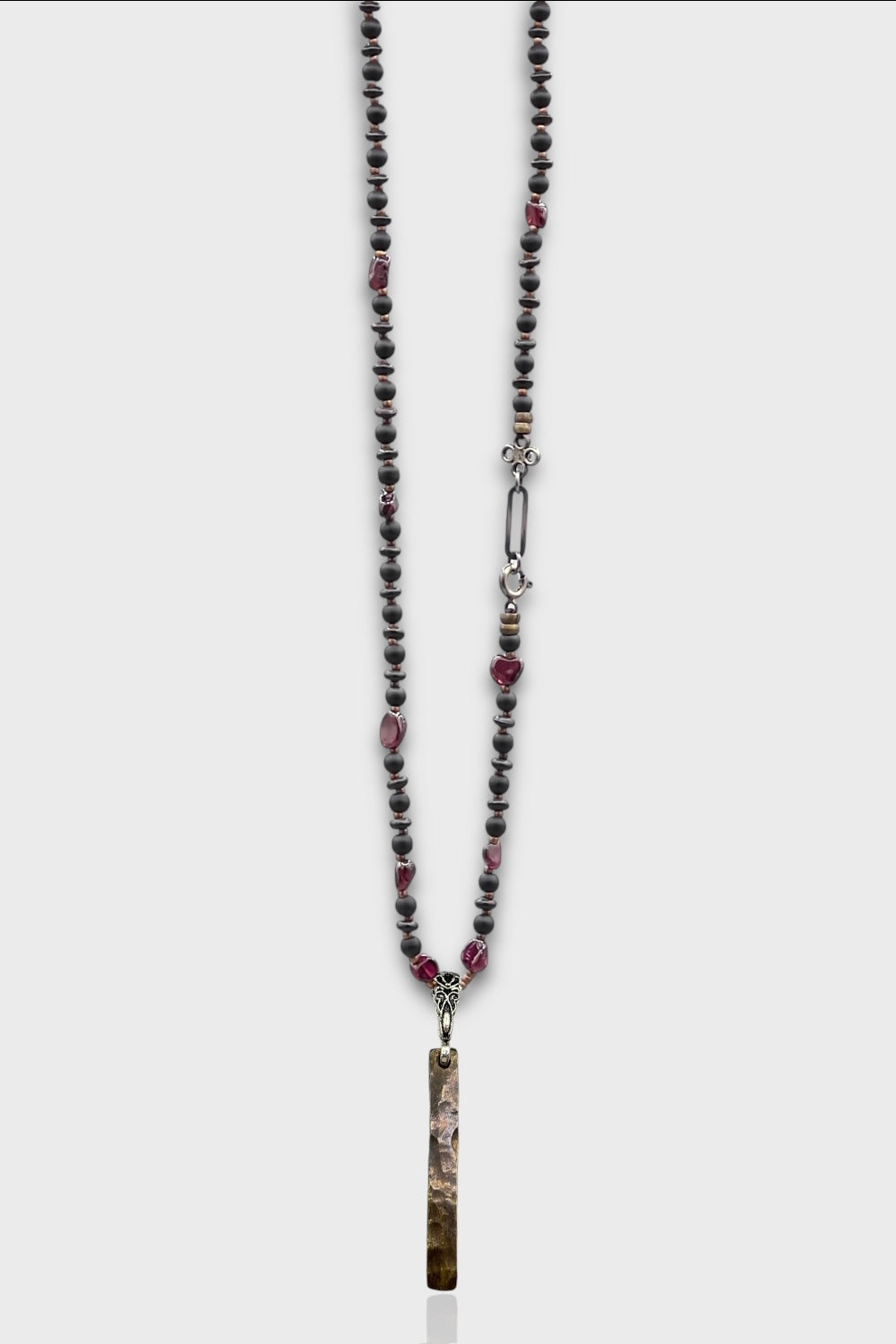 Mey Atelier-Maison - Lal Taşı Onyx Bronz Uçlu Unisex Kolye-Kolye-1-Milagron.com