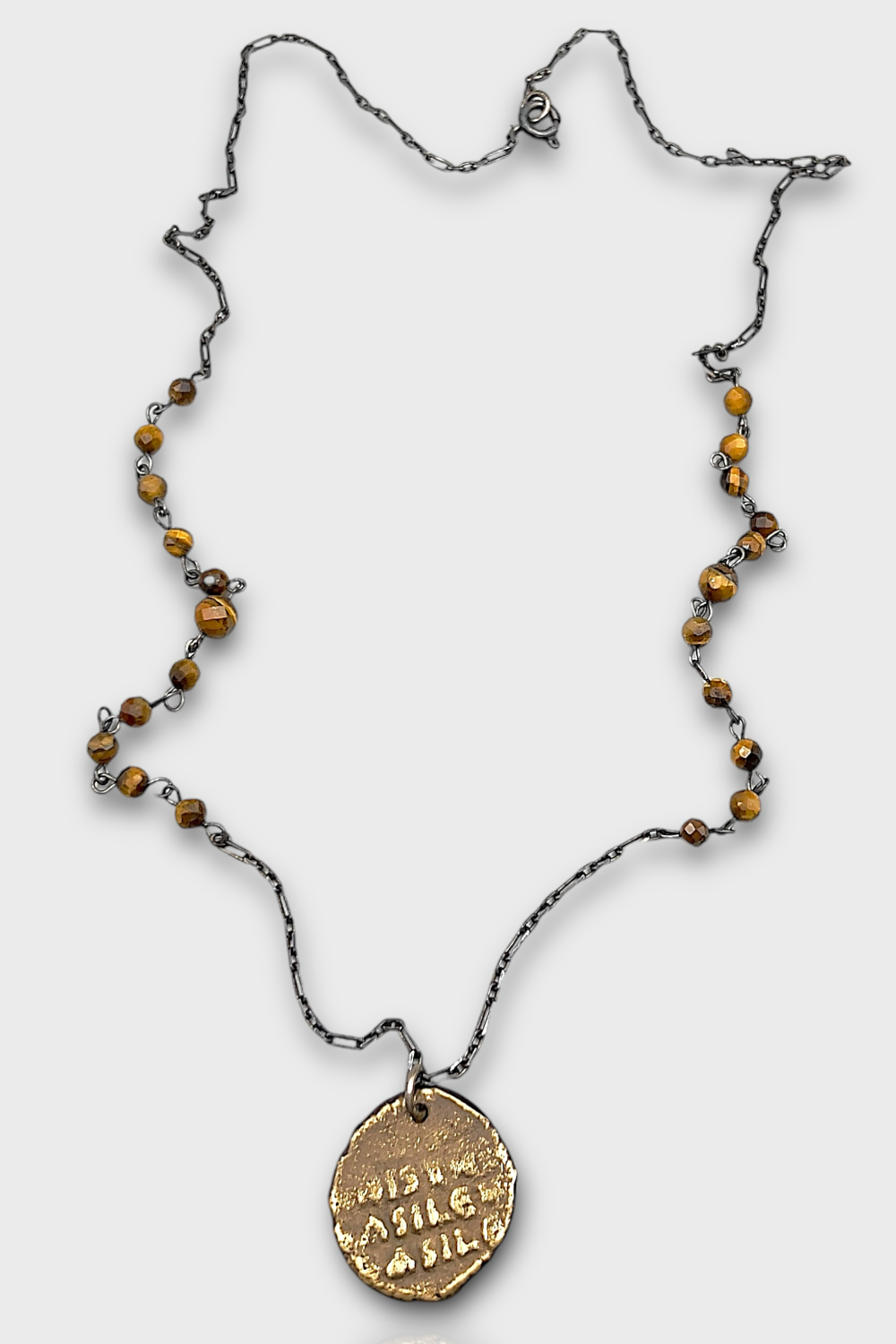 Mey Atelier-Rouge – Antika Roma Parası Tiger Eye Gümüş Zincir Unisex Kolye-Kolye-2-Milagron.com