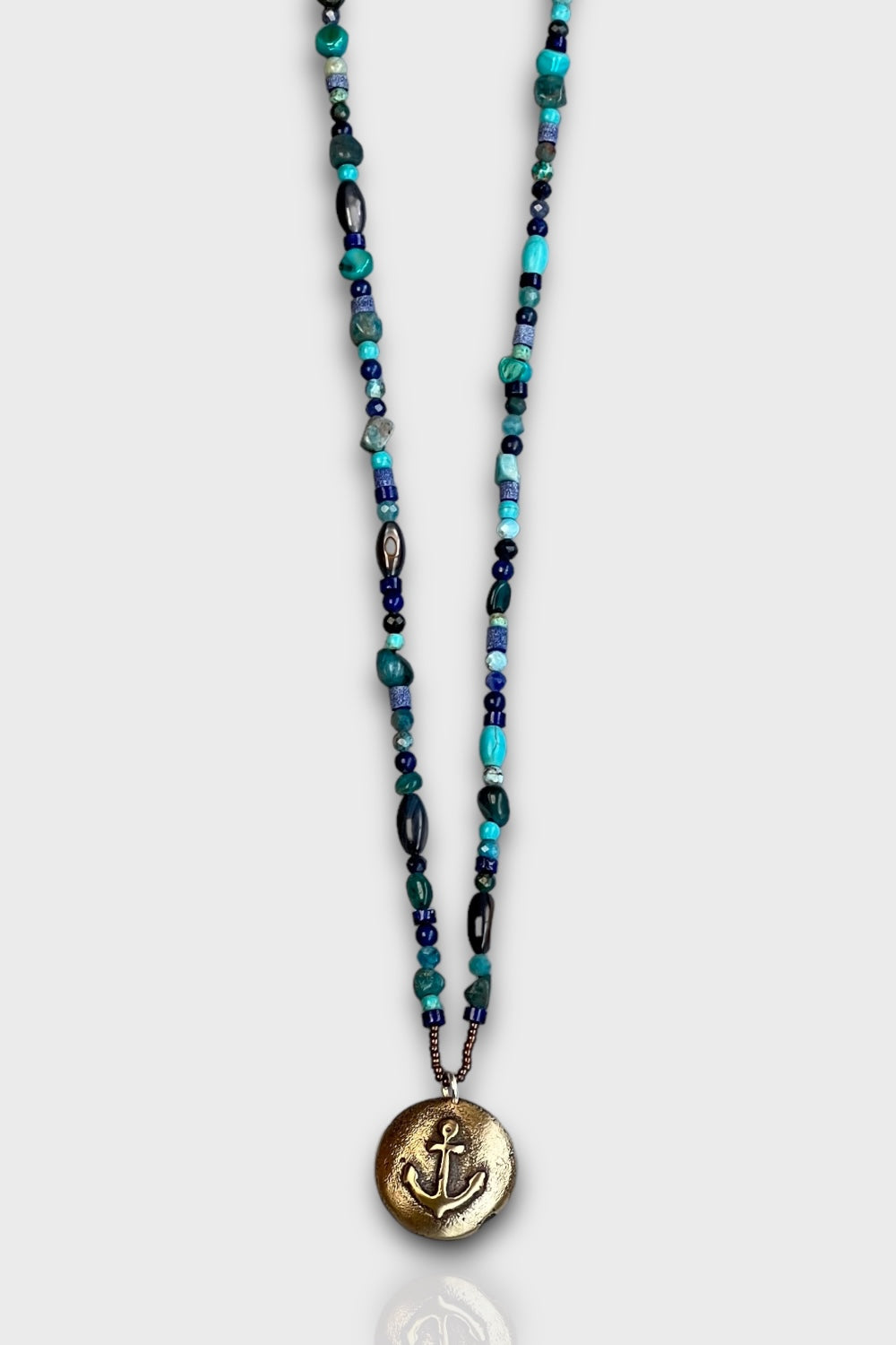 Mey Atelier-Sailor 24 – Karma Mavi Taşlı Antika Bronz Çapa Unisex Kolye-Kolye-1-Milagron.com