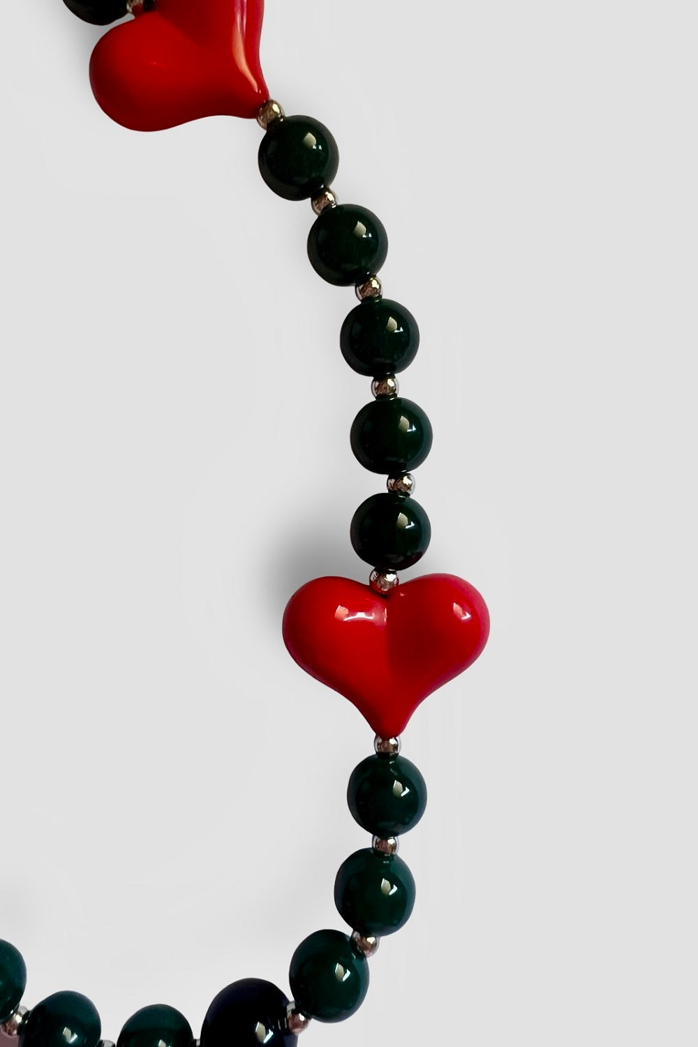 Koyu Yeşil Bead Heart Kalpli Telefon Charmı - 1