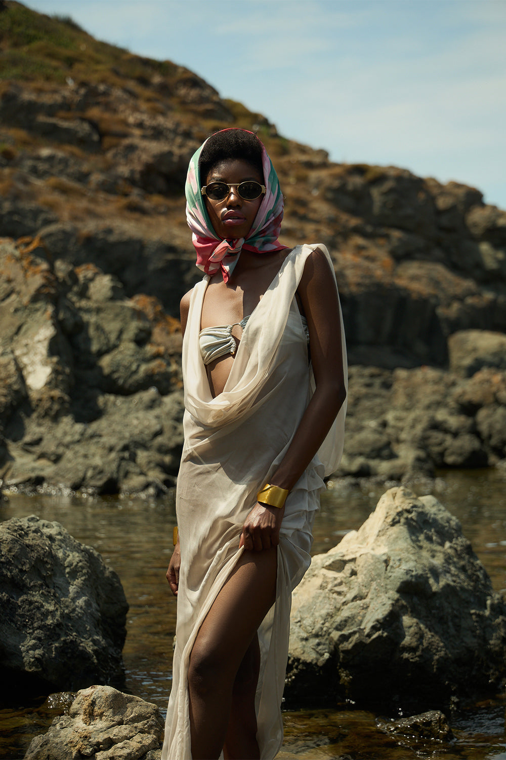 Meyra Avci Studio-Swan Breeze-Pareo & Bandana-1-Milagron.com