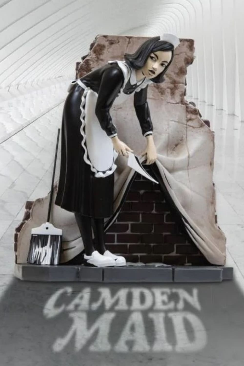 Mighty Jaxx-Camden Maid by Brandalised Designer Limited Edition Heykel-Heykel-6-Milagron.com