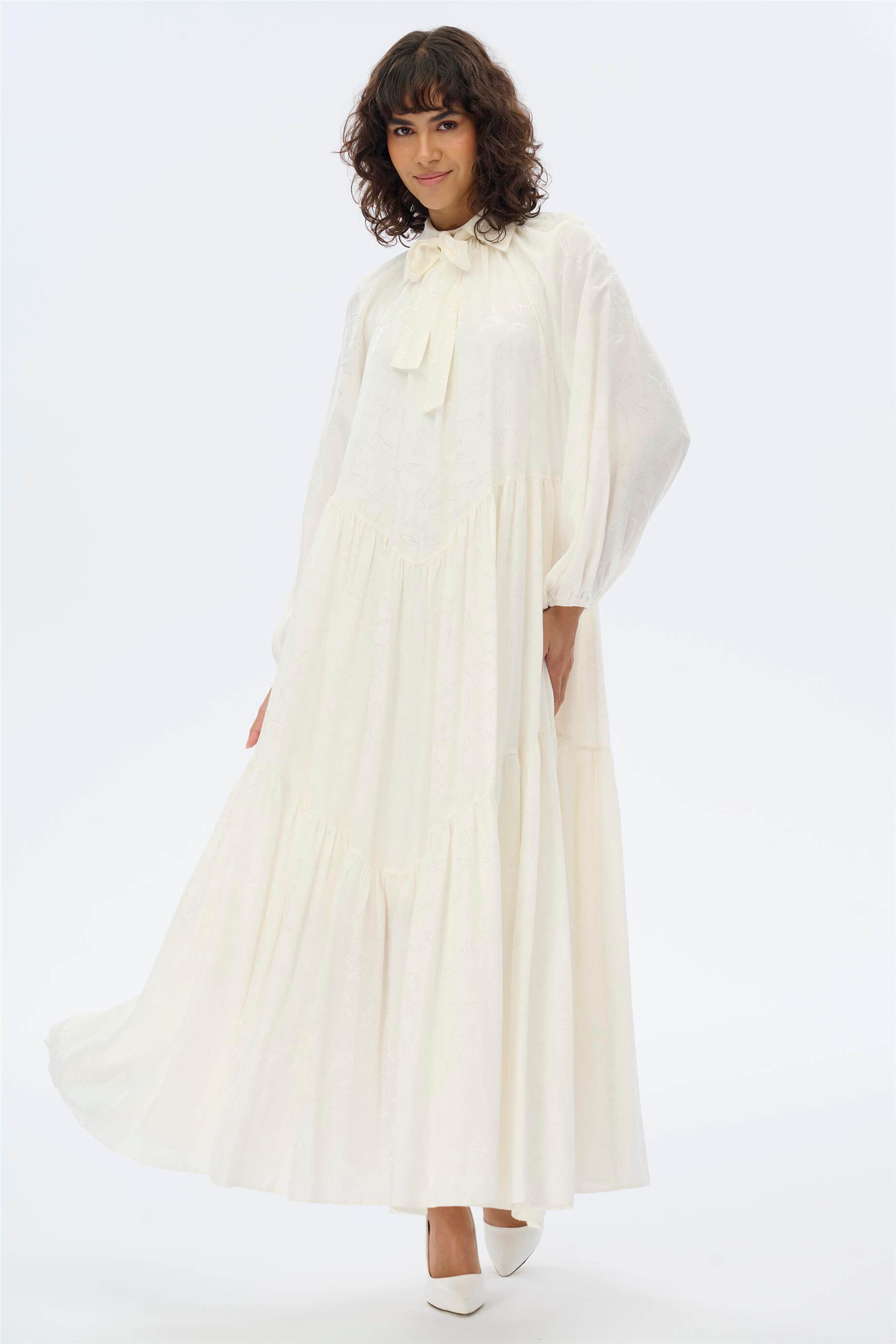 Miha-Bebe Yaka Oversi̇ze Elbi̇se Beyaz-Elbise-4-Milagron.com