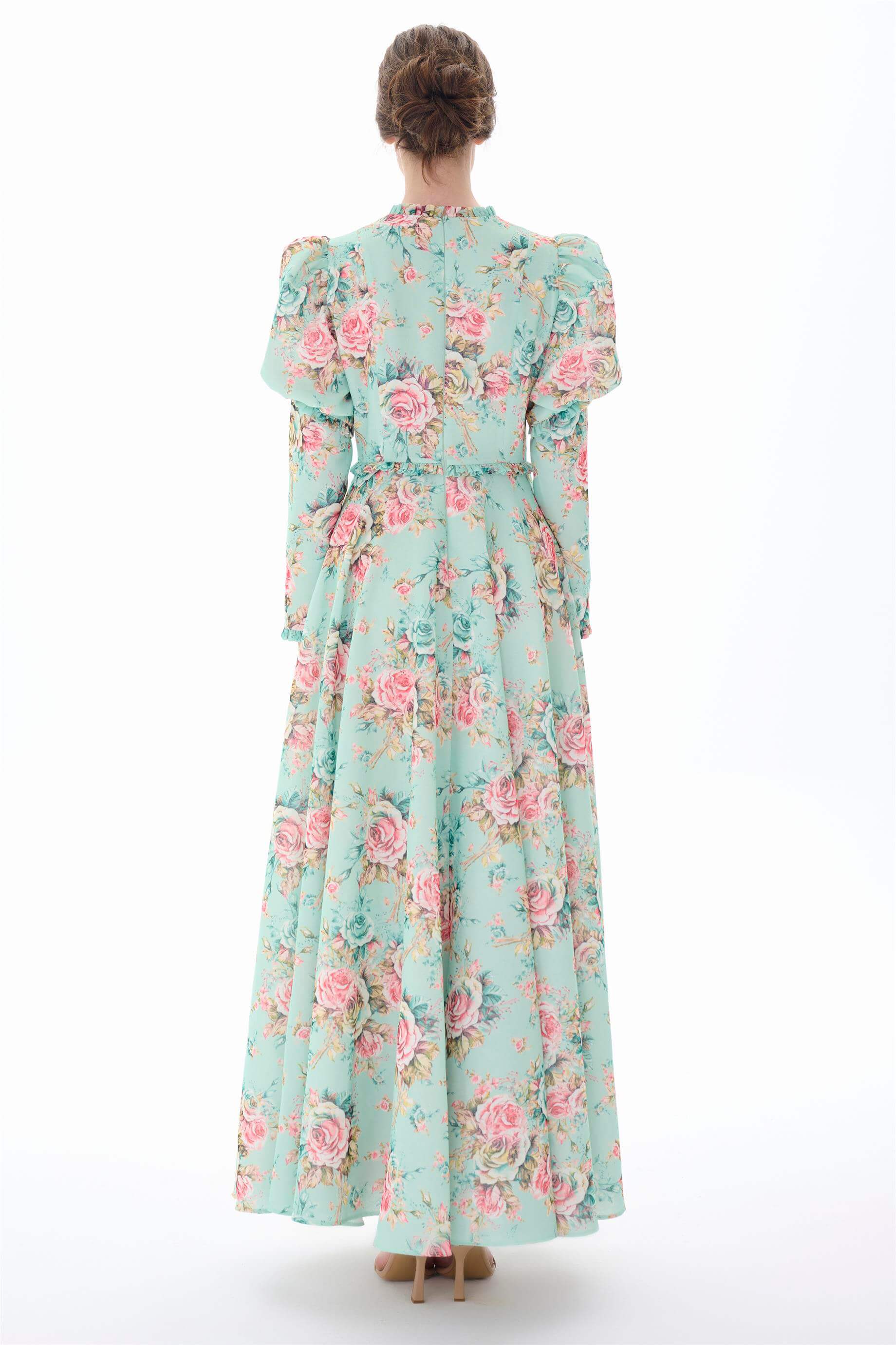 Miha-Kolları Kabarık Çi̇çek Desenli̇ Elbi̇se-Elbise-7-Milagron.com