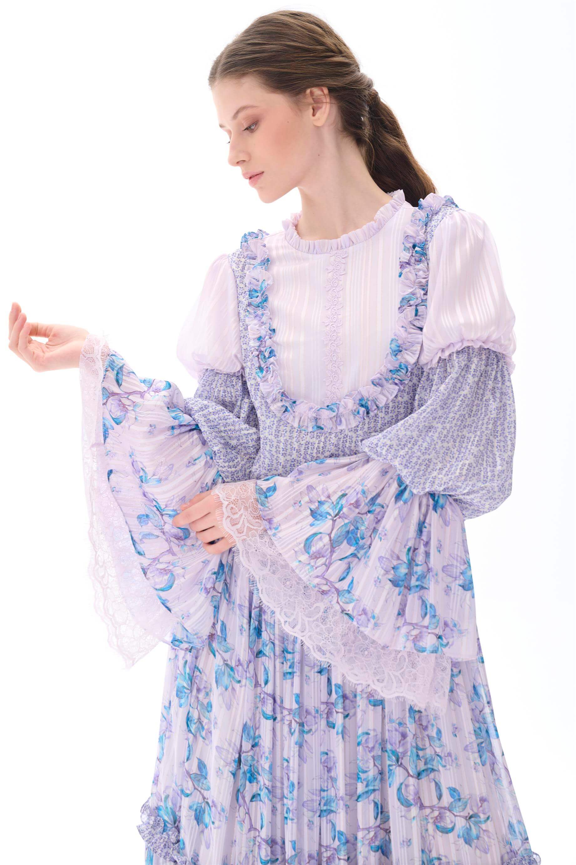 Miha-Kolları Kat Kat Fırfır Detaylı Elbi̇se Lila-Elbise-4-Milagron.com