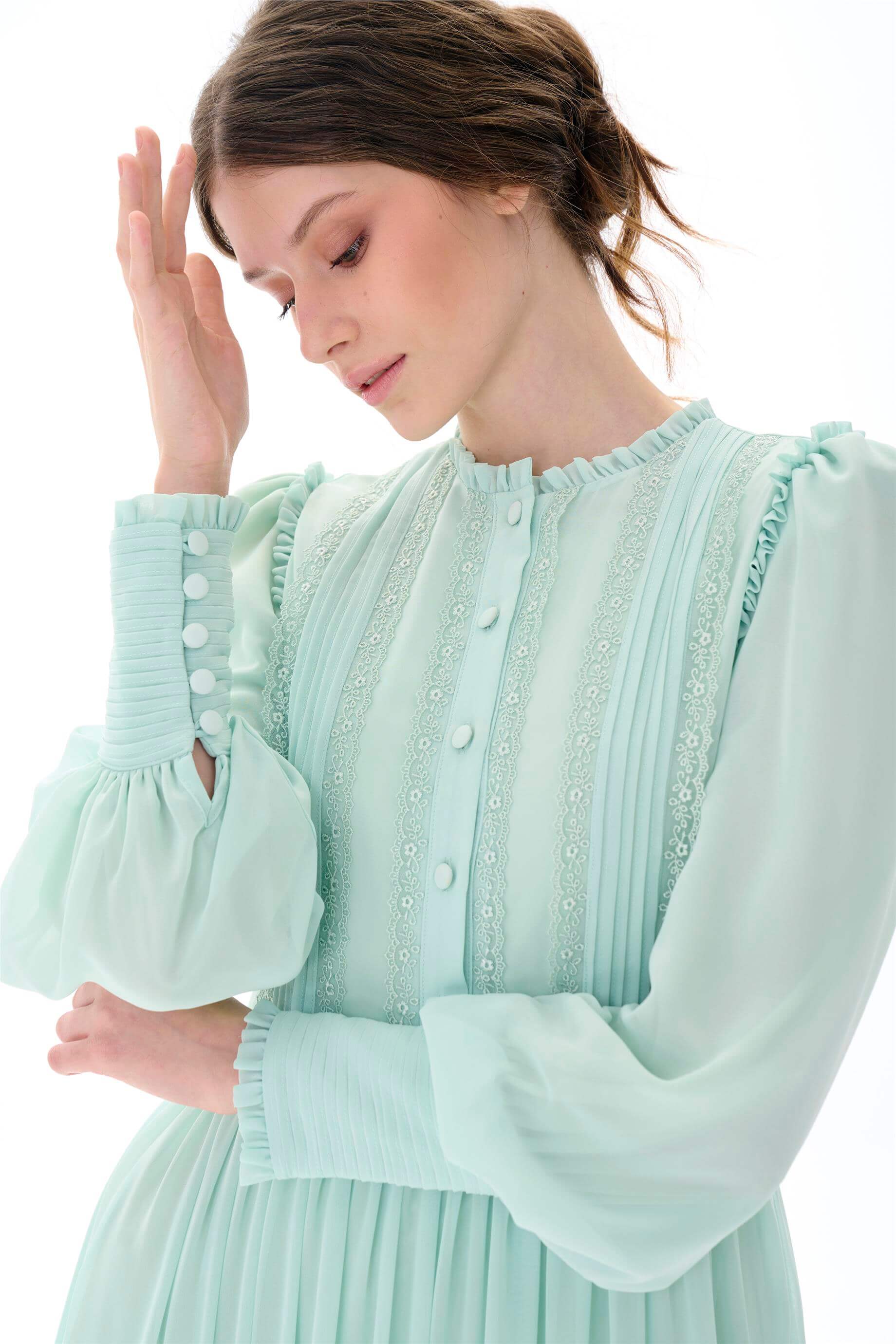 Miha-Nervür Detaylı Eteği̇ Büzgülü Elbi̇se-Elbise-4-Milagron.com