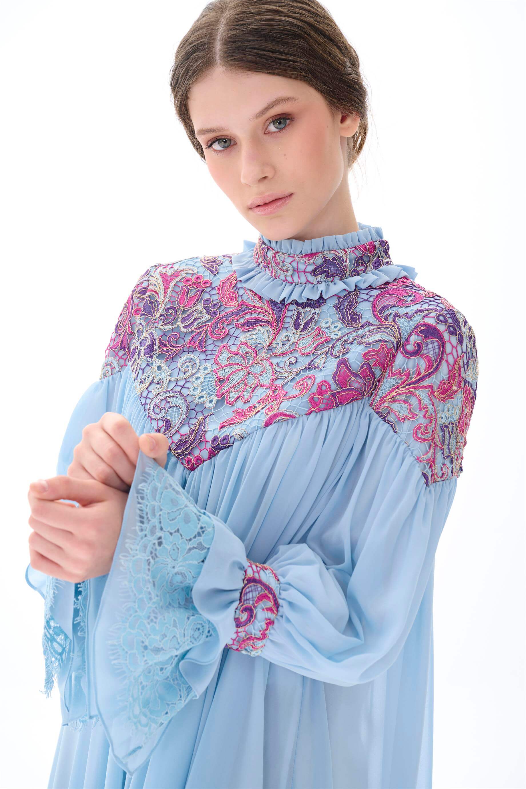 Miha-Robası Güpür Detaylı Elbi̇se-Elbise-4-Milagron.com