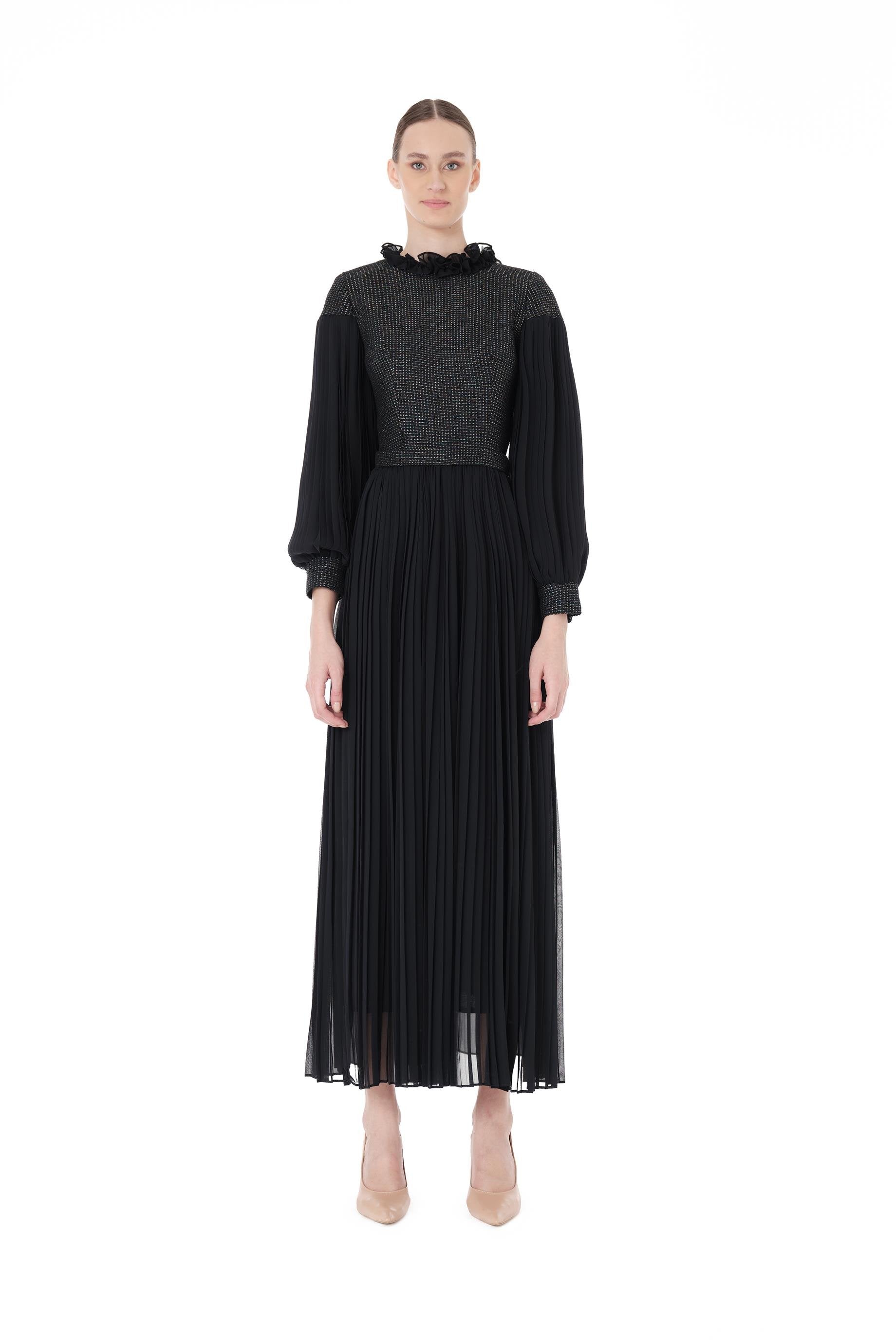 Miha-Si̇mli̇ Tüvi̇t Garni̇li̇ Pli̇seli̇ Uzun Elbi̇se-Elbise-1-Milagron.com