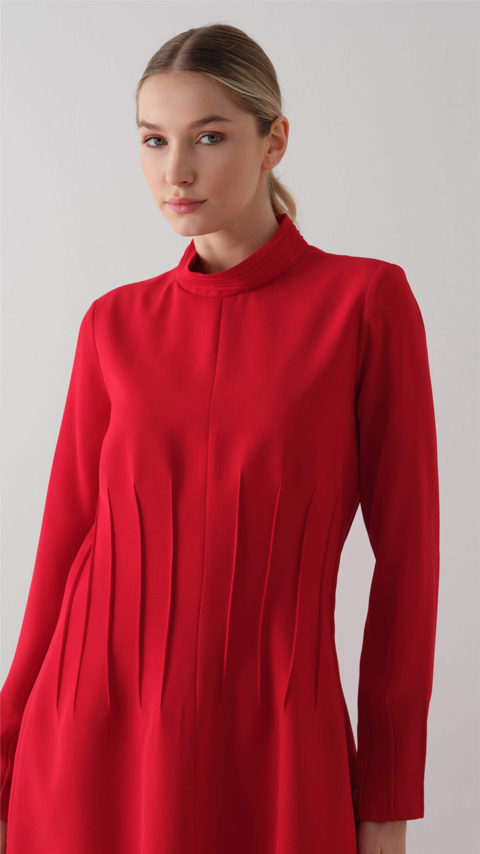 Miha-Üst Bedeni̇ Nervürlü Krep Takip Kırmızı-3-Milagron.com