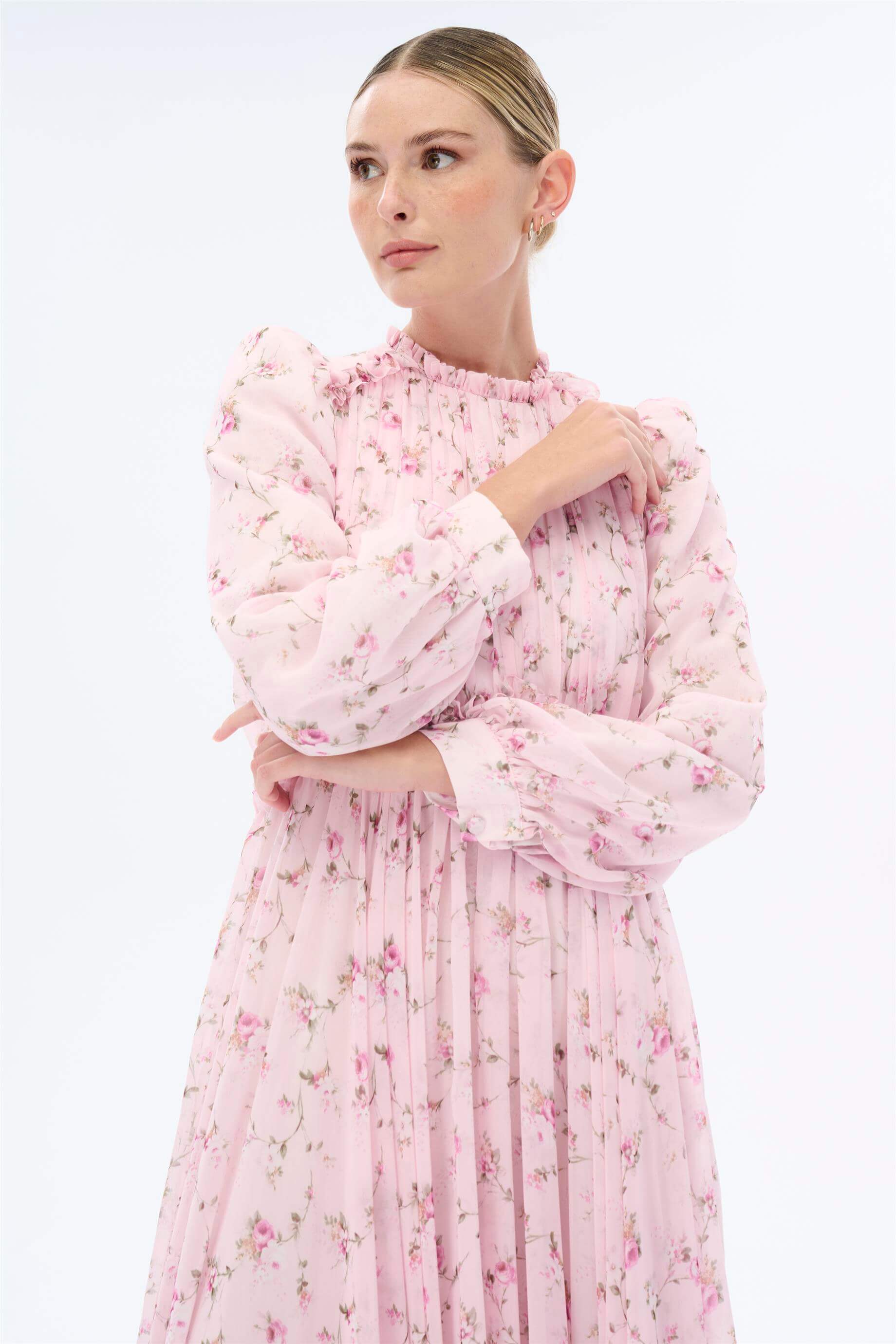 Miha-Yakası Büzgü Detaylı Çi̇çek Desenli̇ Elbi̇se-Elbise-14-Milagron.com