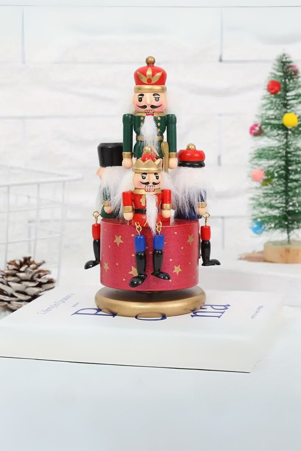 Milagron Home-Fındıkkıran Müzik Kutusu Kırmızı-Yılbaşı-1-Milagron.com