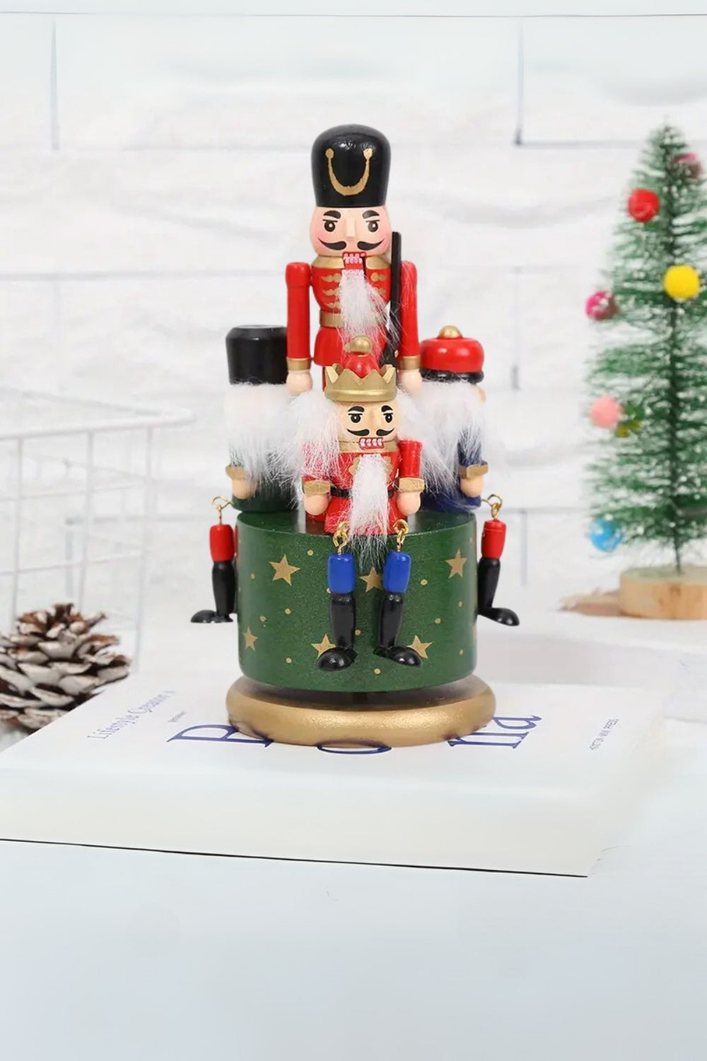 Milagron Home-Fındıkkıran Müzik Kutusu Yeşil-Yılbaşı-1-Milagron.com