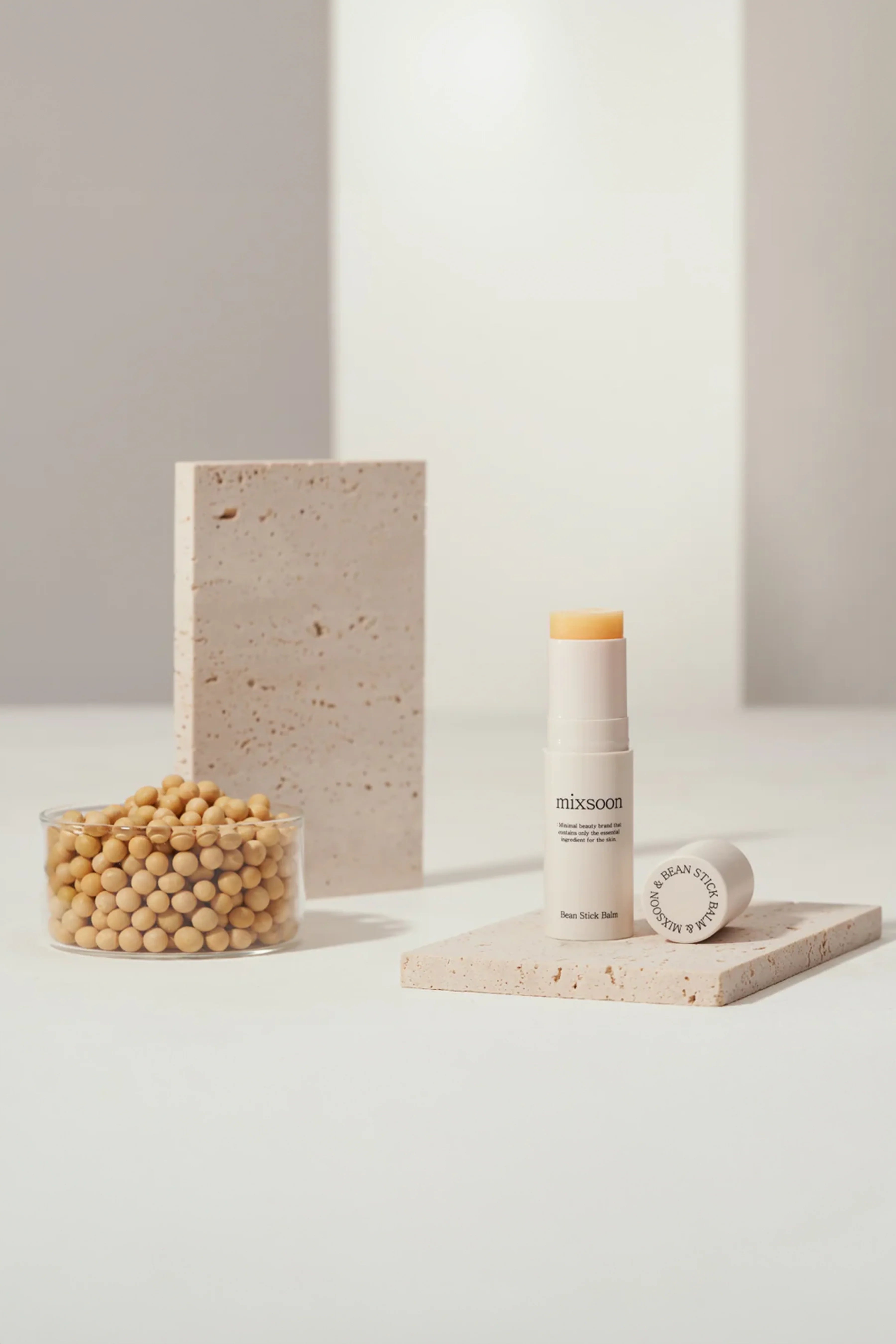 Mixsoon-Mixsoon Bean Stick Balm 11.5ml Yoğun Nem & Aydınlık Veren Stick-Yüz Nemlendiricisi-2-Milagron.com