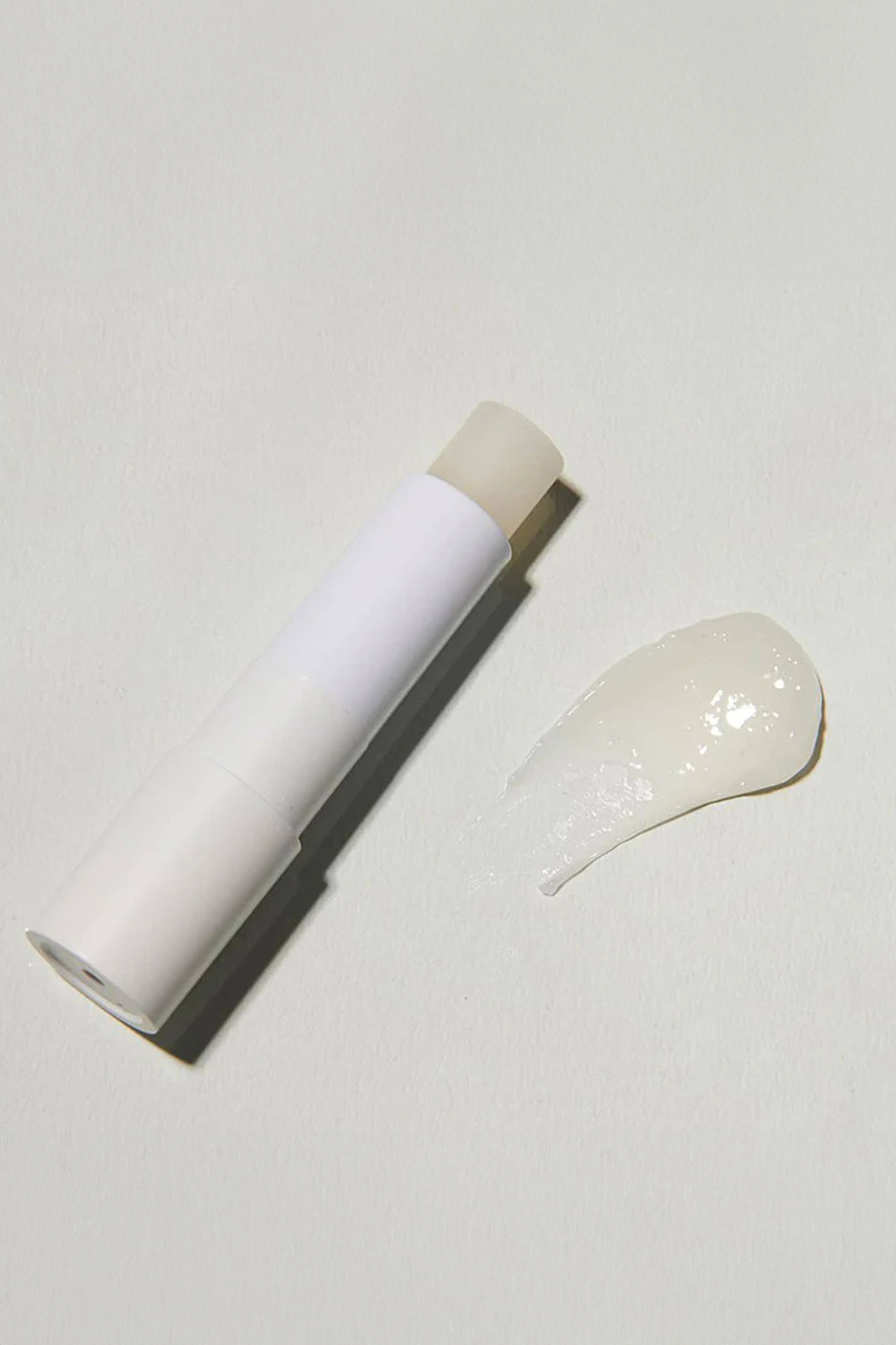 Mixsoon-Vegan Melting Lip Balm 01.Clear 4gr Nem Bombası & Besleyici Dudak Balmı-Lip Balm-2-Milagron.com