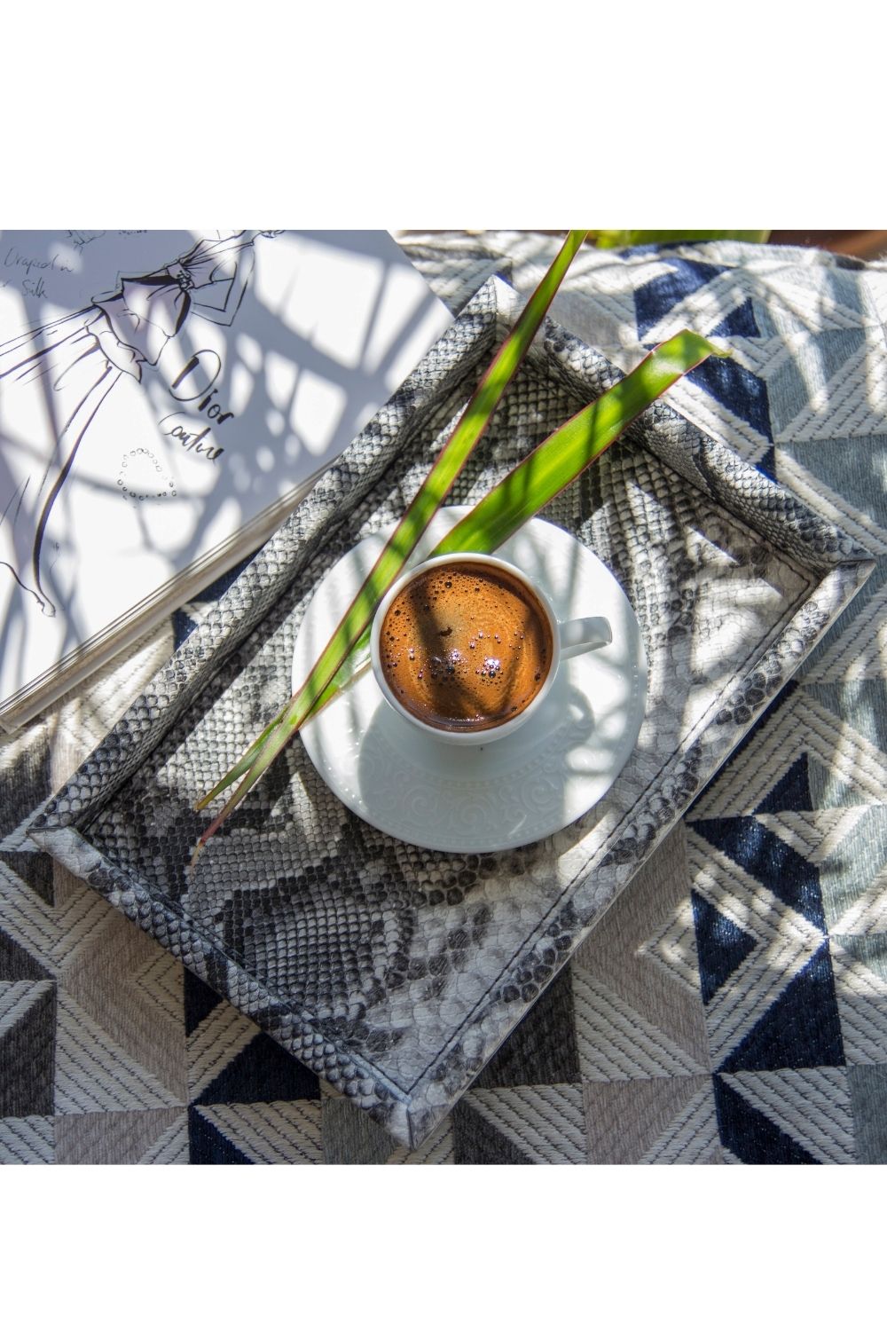 Dekoratif Orta Boy Yılan Desenli Suni Deri Tepsi - 2