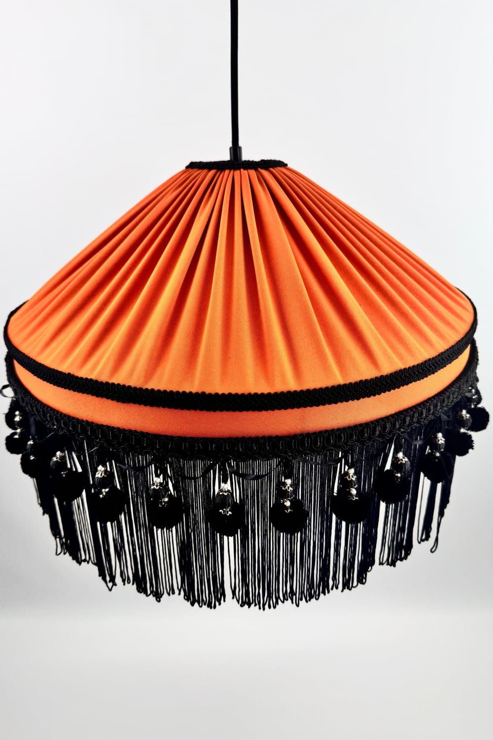 Motto Home Design-Helen Saten Kumaş Püsküllü Avize-Avize-3-Milagron.com